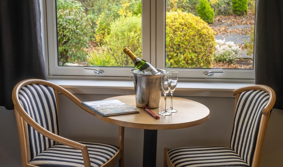 Pinehurst Lodge Hotel -Dyce, Aberdeen 외부 사진