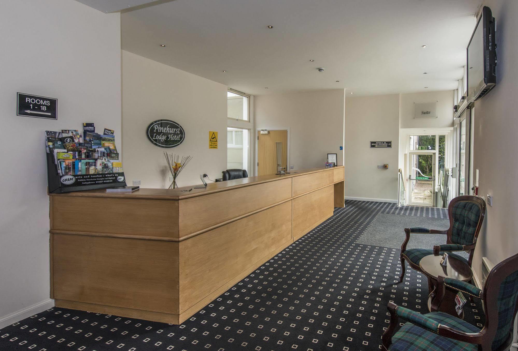 Pinehurst Lodge Hotel -Dyce, Aberdeen 외부 사진